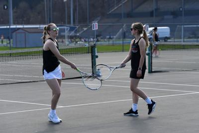 High School Girls Tennis Roundup: Mark Morris puts the hammer down on