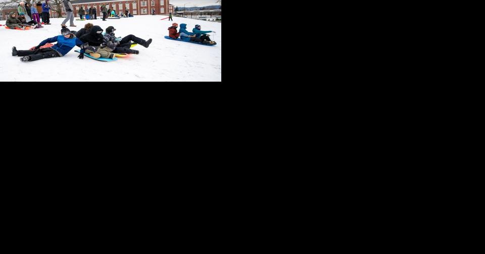 School districts ponder another snow day, but Portland Public Schools running low on options to make up hours - Vimarsana News