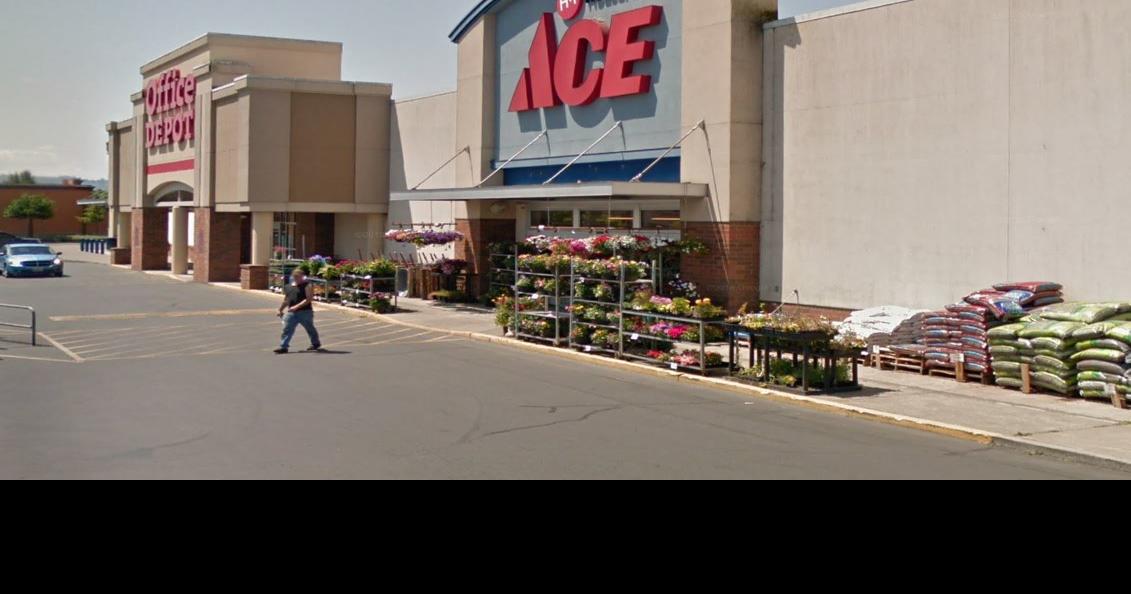 Triangle Center property manager Ace Hardware vacancy likely to fill fast