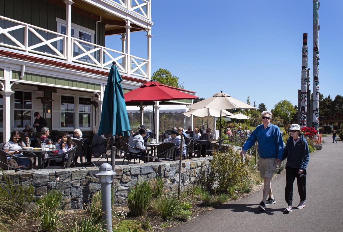 Kalama riverfront restaurant
