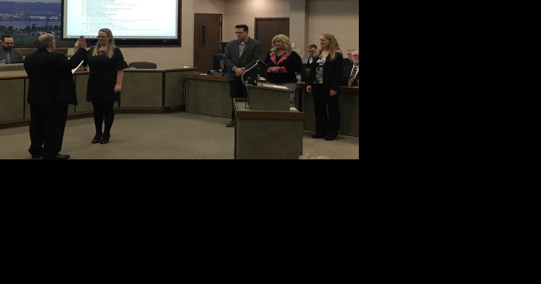 Wallis to serve as Longview mayor, lead council changed by election