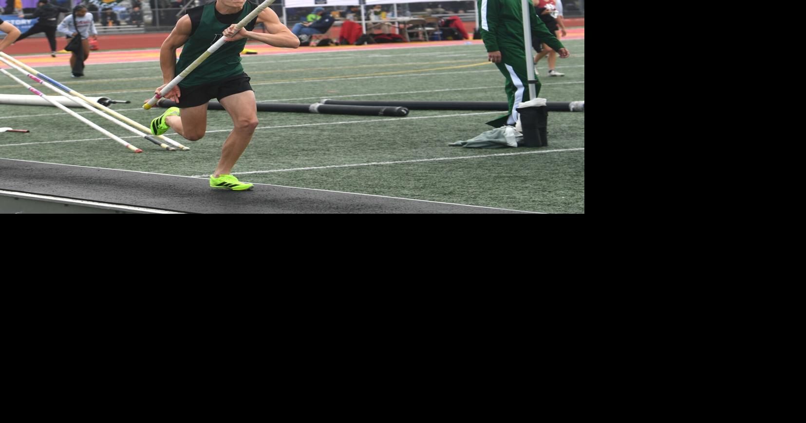 Woodland's Mason Thomas wins state championship in pole vault