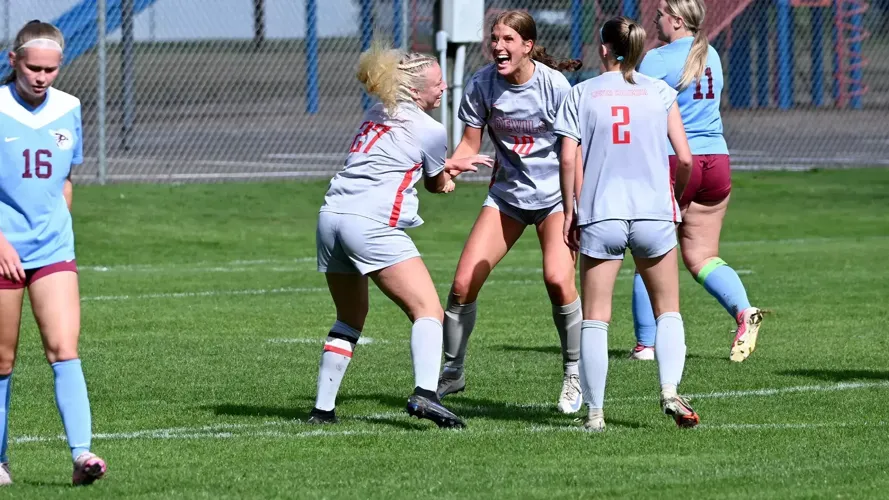 Red Devils Remains Undefeated in Conference Play