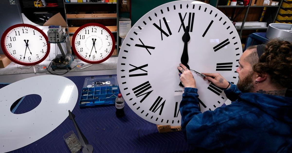 How daylight saving time can harm your health