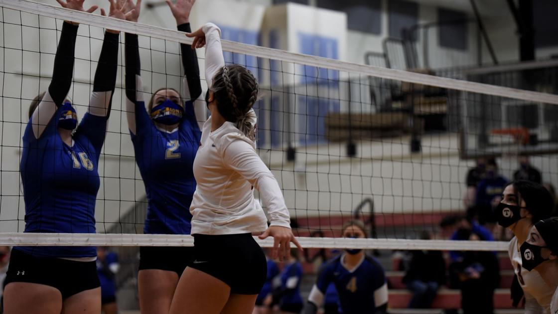 First come, first serve: Toledo falls to Adna in first sport again | Preps+