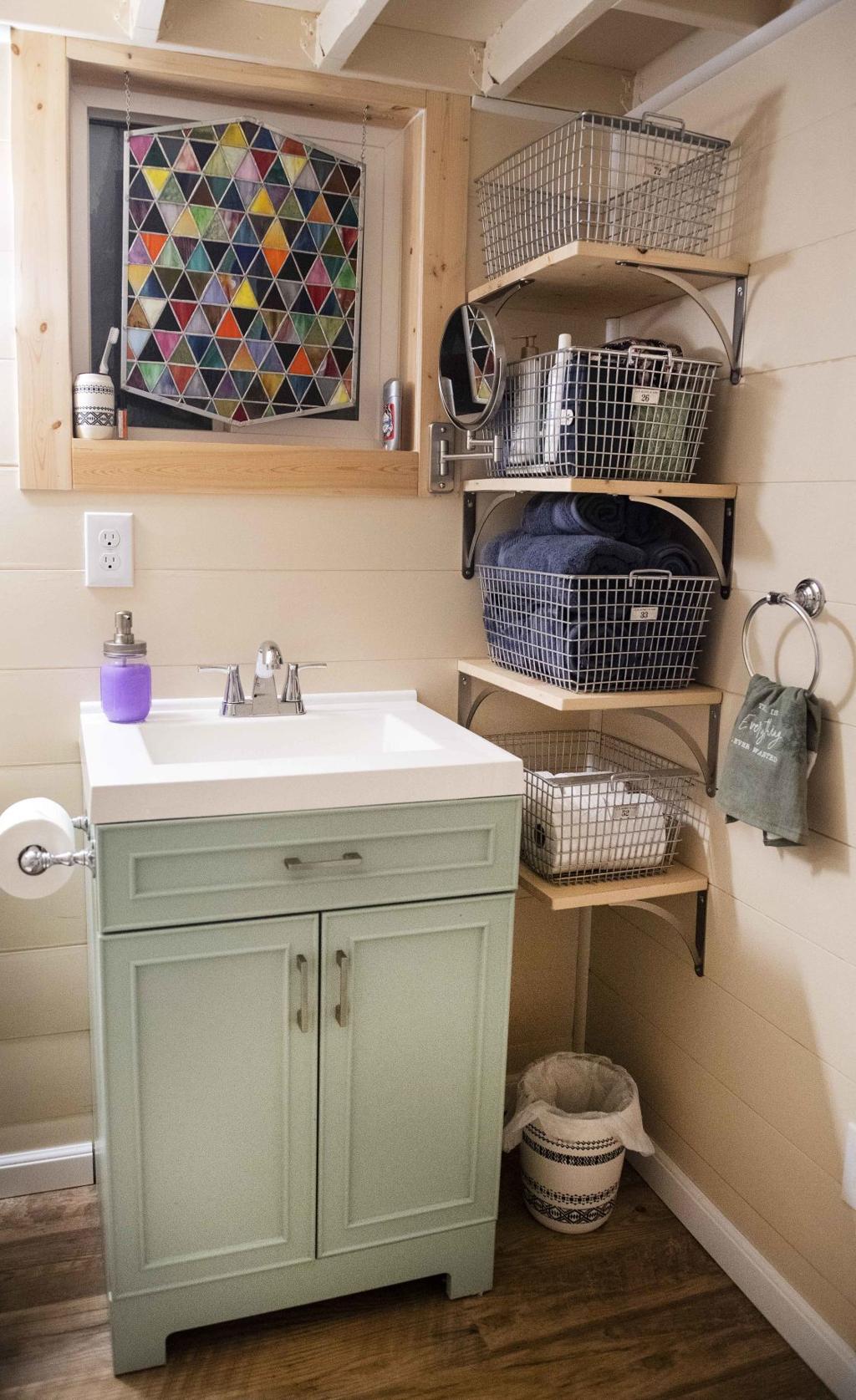 Castle Rock Teenager Finishes Tiny Home She Built From Scratch Local Tdn Com