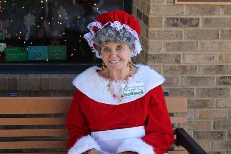 Tellico Village Ladies Luncheon and Fashion Show Host Shoppes of Christmas at The Yacht Club