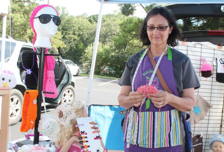 Farmers market attracts crowd News