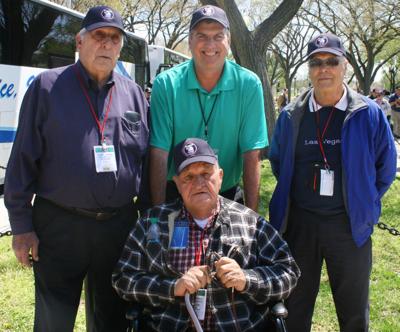 Local veterans tour Capitol