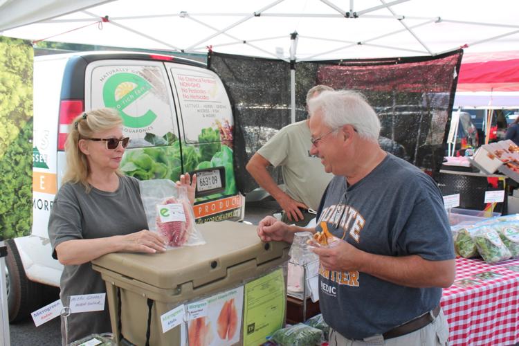Farmers' Market thrives in new location Tvc