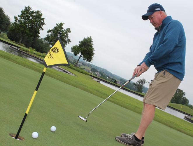 Tee up to help United Way