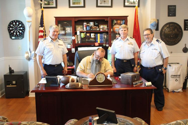 Loudon County Reminds Everyone to be Smart During National Safe Boating Week