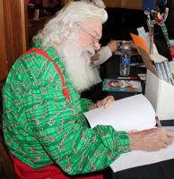 Shoppes of Christmas brings 'traffic'