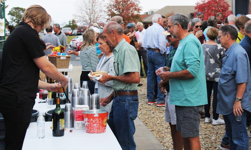 PicklePlex opens to fanfare, crowds
