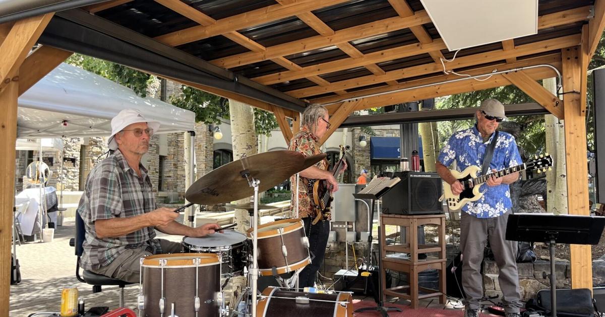 Music at Market on the Plaza