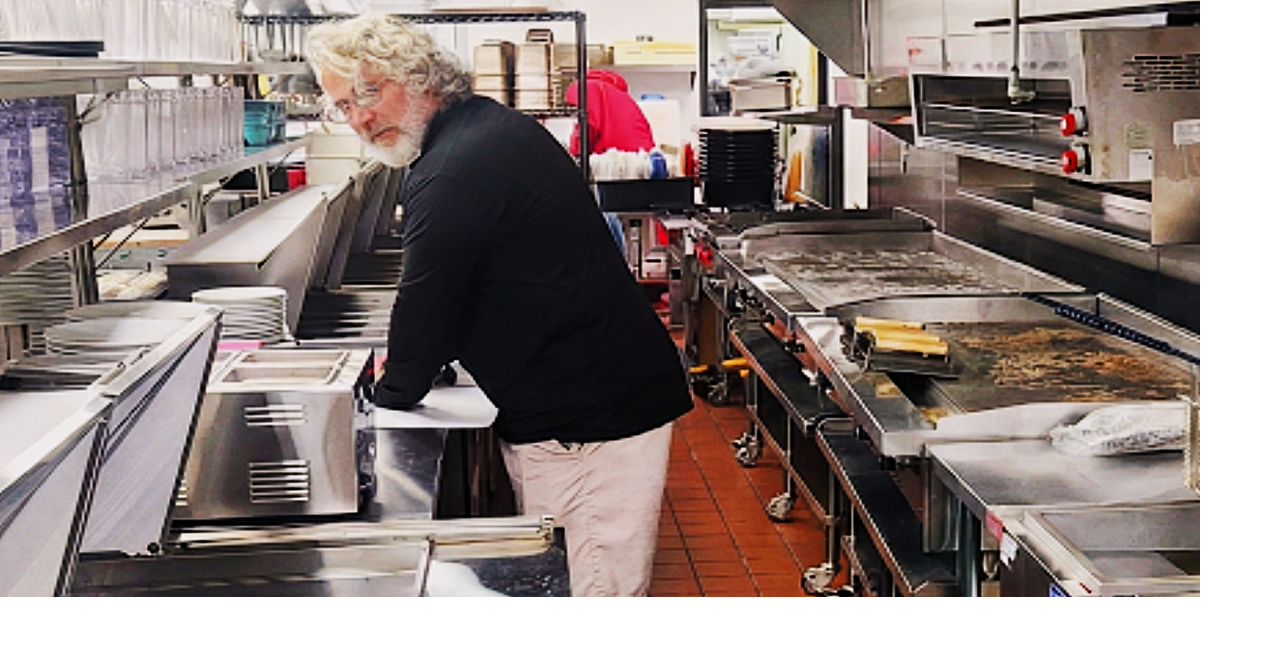 Tempe U.S. Egg reopens 15 months after fire