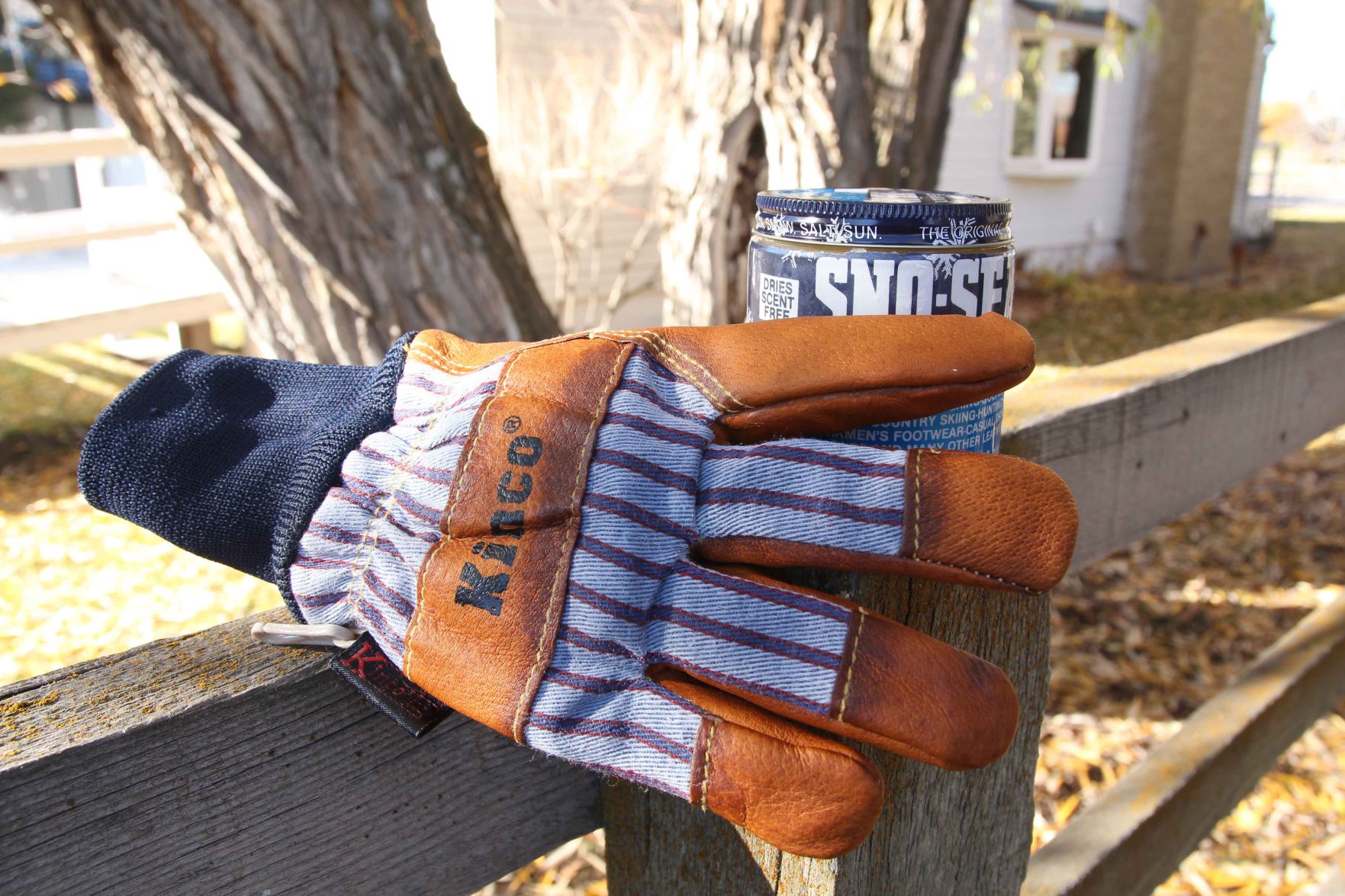 Sno store seal gloves