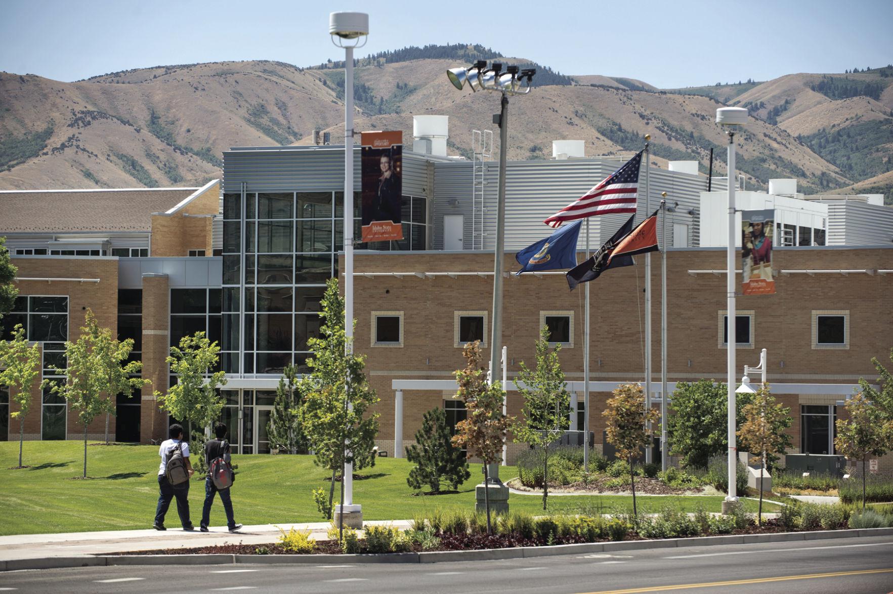 Would Idaho Falls community college help or hurt ISU? Education