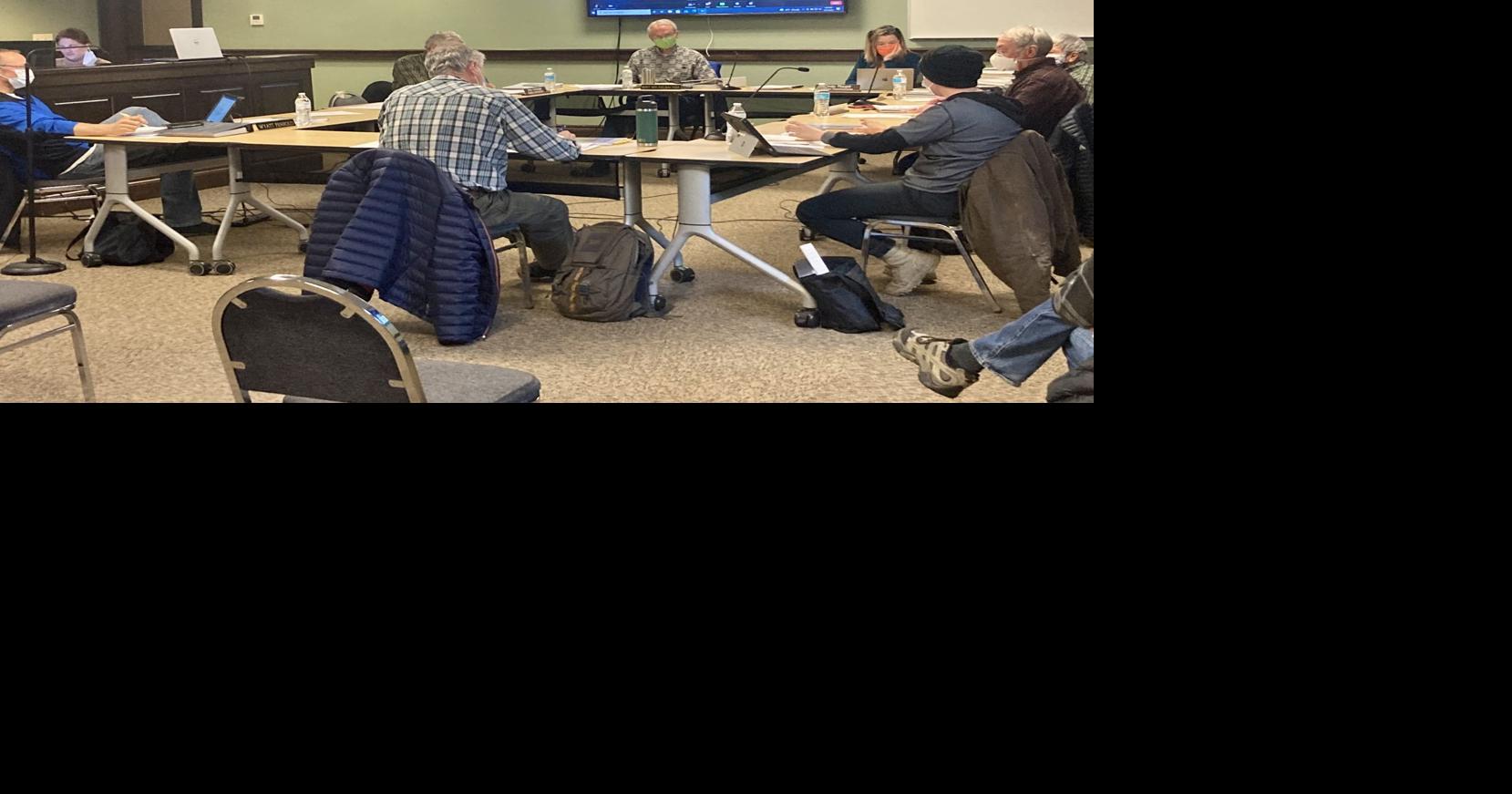 P&Z forwards land use code to BOCC Local Government