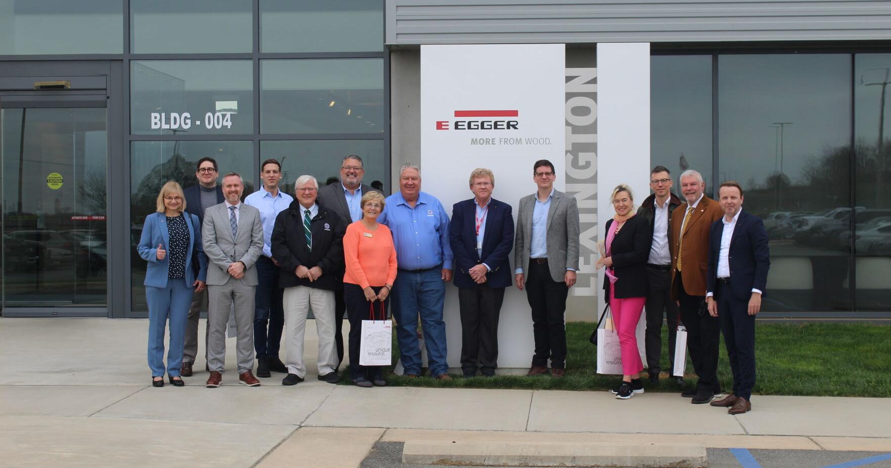 Carolinas Austrian Business Circle, local officials tour Lexington EGGER facility - Vimarsana News