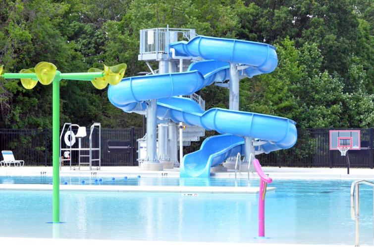 Thomasville unveils new aquatic, community center