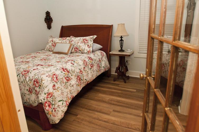 Weathervane Winery now features cabins Business