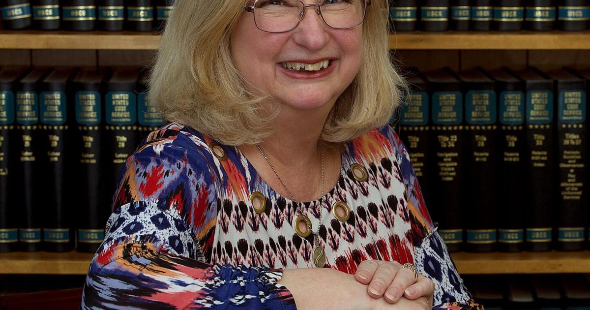 Brenda Rizzo Paralegal celebrates 35 years at law firm | Features | the-dispatch.com