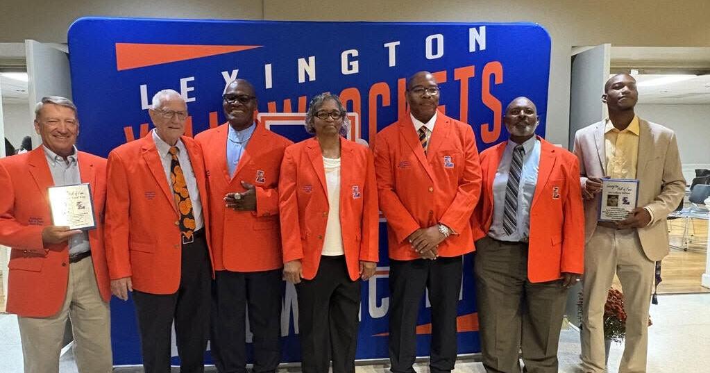 LSHS inducts seven into athletics hall of fame