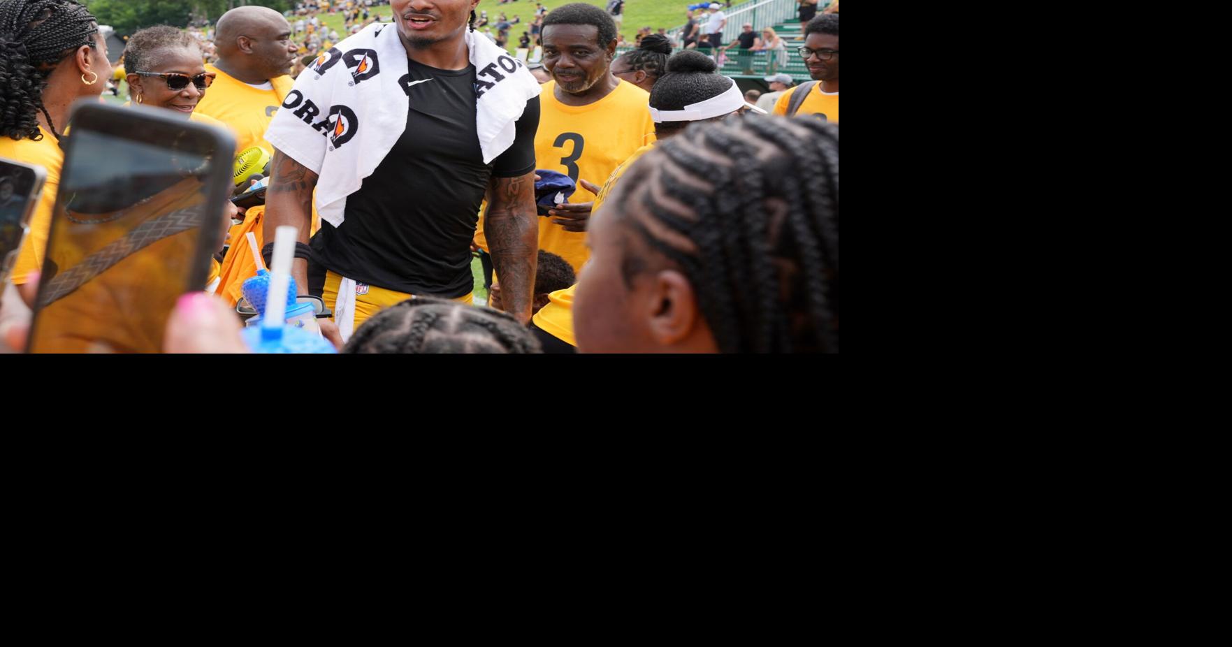 Steelers Briskers Homecoming Football