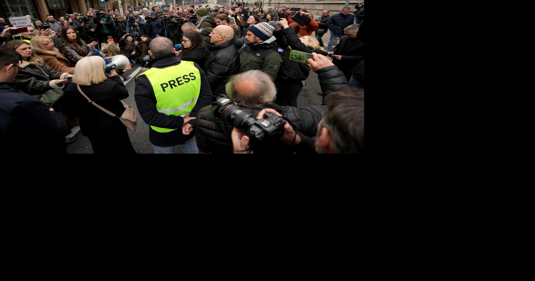 Serbian journalists protest reported attacks, pressure on media