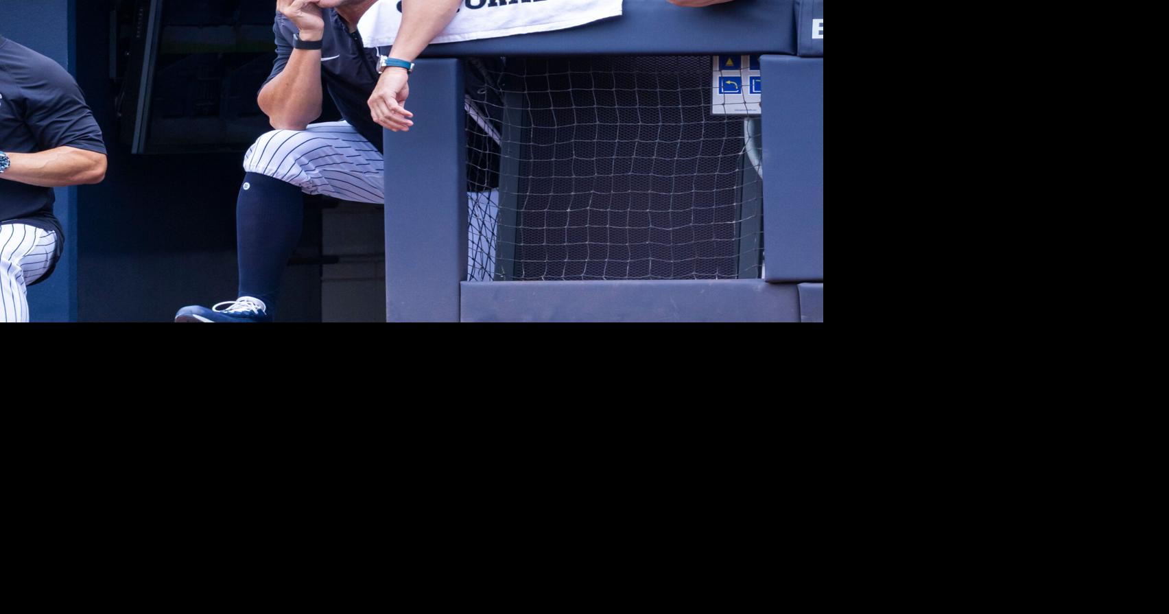 Yankees manager Aaron Boone hurts right knee throwing long toss with Aaron Judge Yankees manager Aaron Boone injured a knee throwing long toss with New York star Aaron Judge By LARRY FLEISHER - Associated Press Sep 13, 2026 9 mins ago