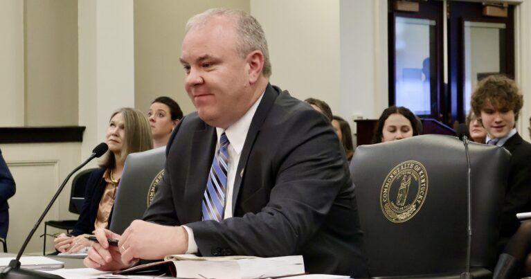 KY gov blasts GOP leader over medical cannabis prosecution comments