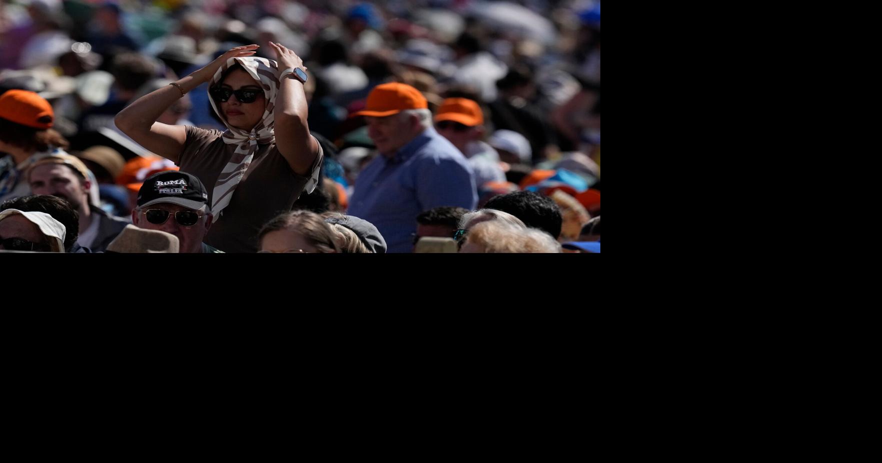 APTOPIX Vatican Extreme Weather Heat Alessandra Tarantino - AP May 27, 2026 35 mins ago