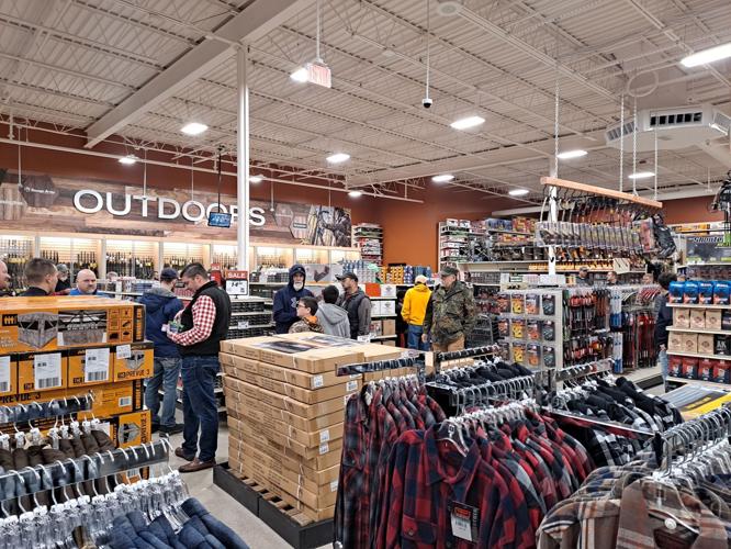 Boot Barn officially opens, Local News