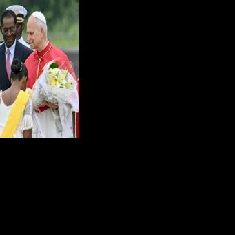Pope in Equatorial Guinea criticises prison conditions