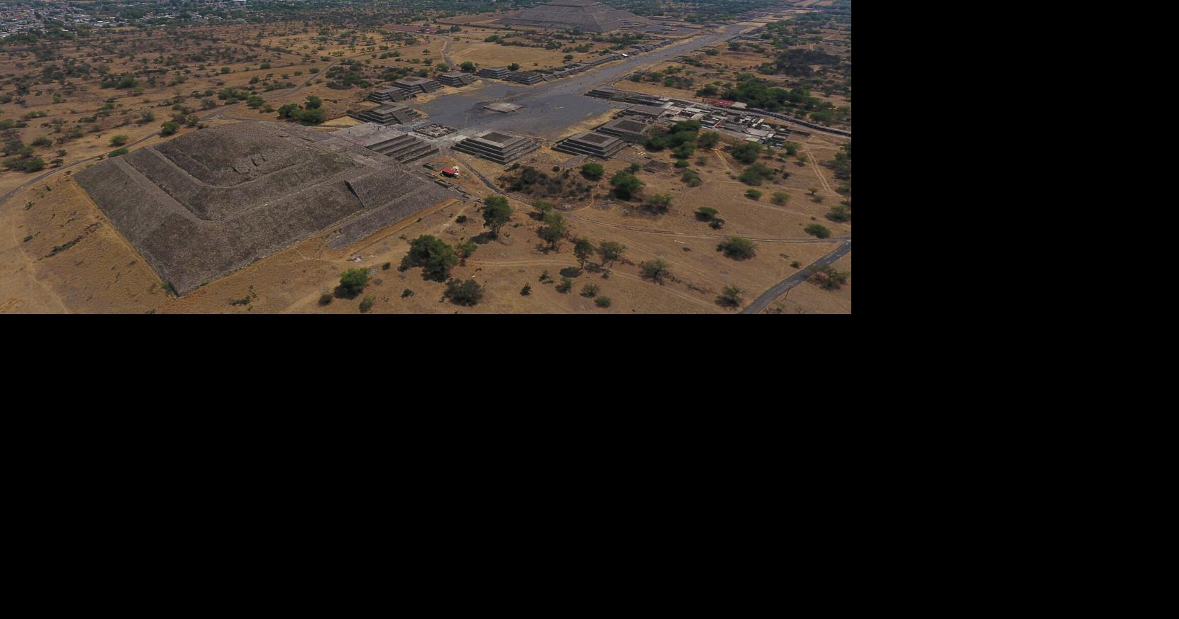 Shooting at pyramids north of Mexico City leaves 1 Canadian tourist dead, injures 6 people