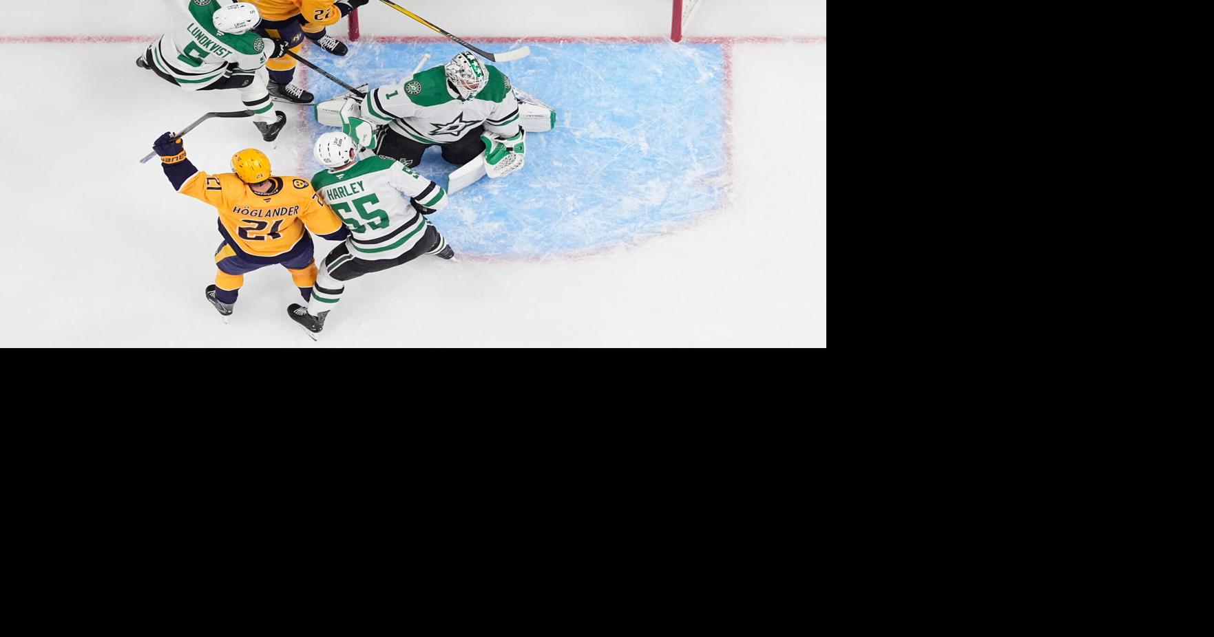 Steven Stamkos Scores Milestone Goal as Predators Defeat Stars 2-1