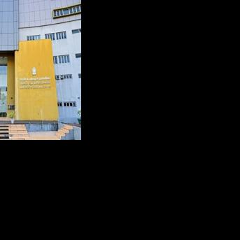 War-linked power crunch pushes Sri Lanka to four-day week