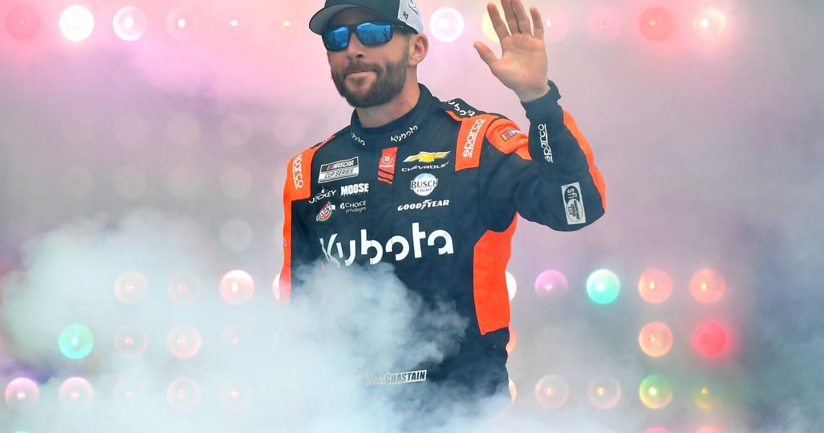NASCAR Daytona Qualifying Auto Racing