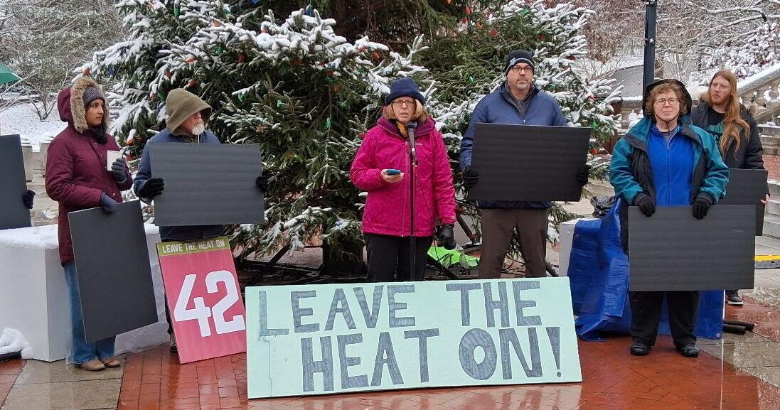 Lawmakers renew push for residential utility disconnection protections