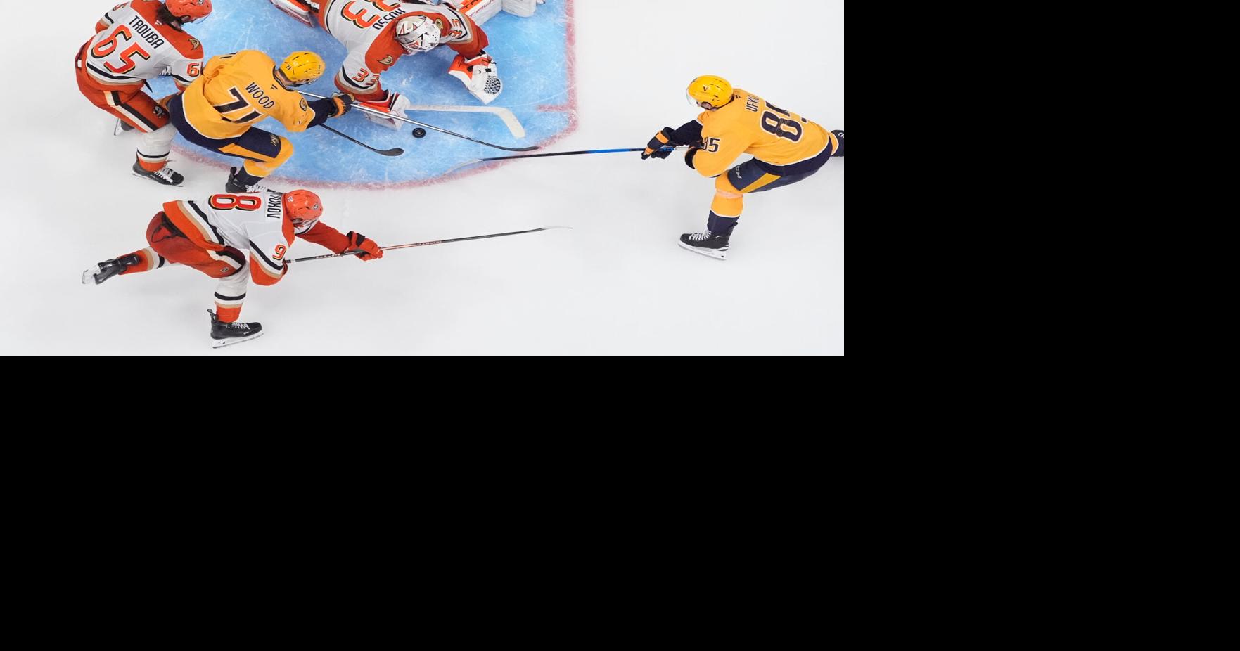 Ducks beat Predators 5-4 to clinch the Pacific’s third seed