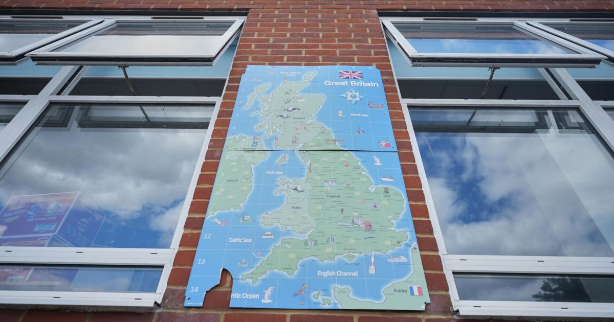 With poor ventilation and children packed in, UK's outdated schoolhouses swelter in the heat Over 1,000 schools across the U.K. have been forced to close during Europe's recent record-smashing heat wave By SYLVIA HUI - Associated Press Jul 5, 2026 12 mins ago