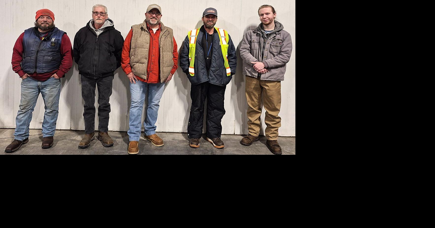 Local Land O' Frost shipping team scores full year of perfect attendance