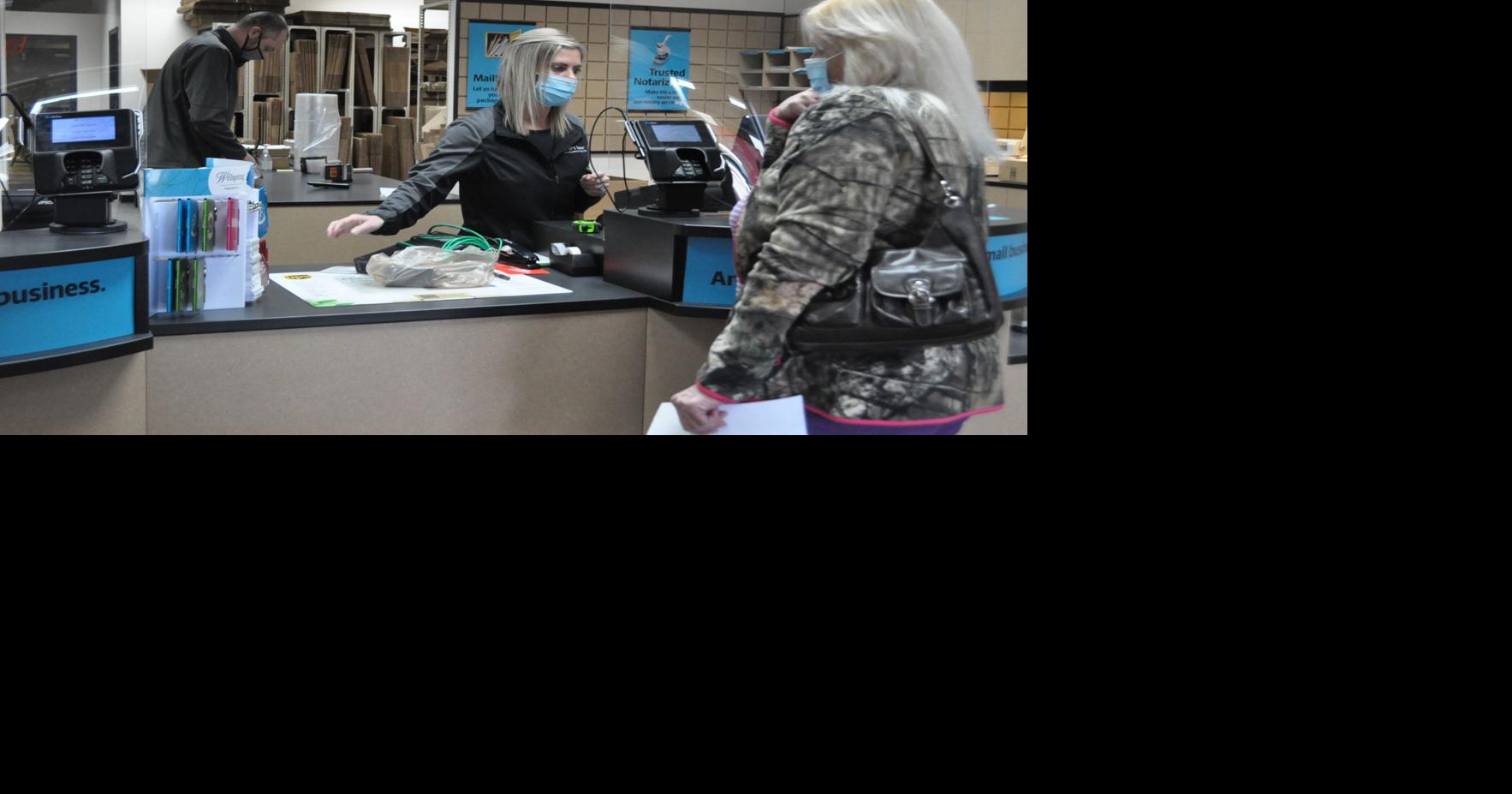 Ups Store Witnessing An Increase In Shipping Local News The Messenger Com