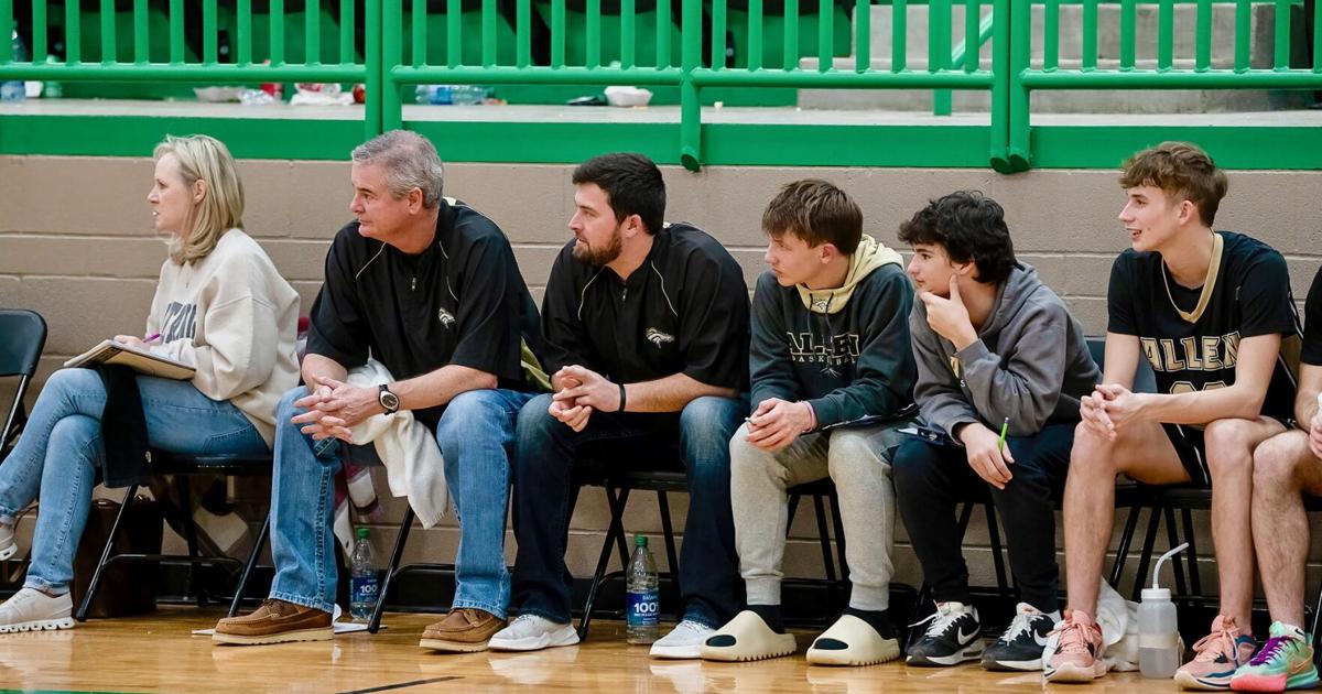 Allen Boy Allen boys streak past Calvin in opener | Sports | theadanews.com