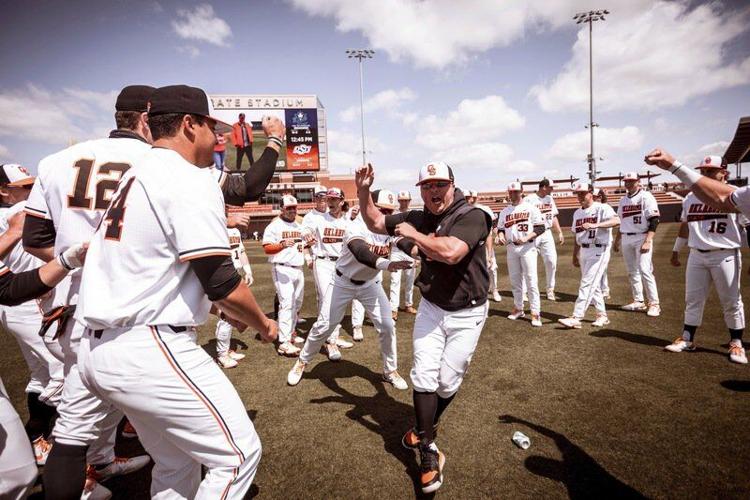 Govs baseball unveils throwback uniform, red jersey and hats for 2017 -  Austin Peay State University Athletics