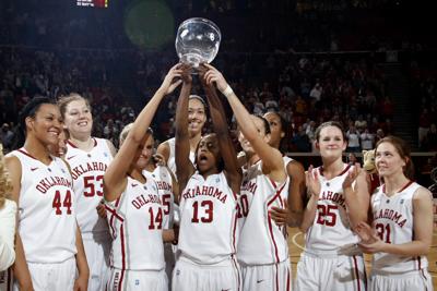 Ou Women Streak Past Osu At Home Local Sports Theadanews Com