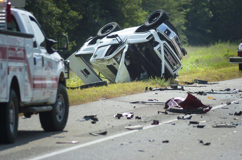 Six injured in Saturday crash near Stonewall