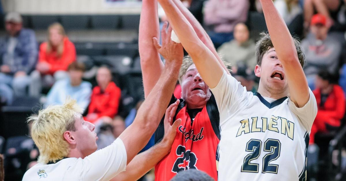 Allen Boy Third-quarter surge lifts Allen boys past Stratford | Local Sports ...