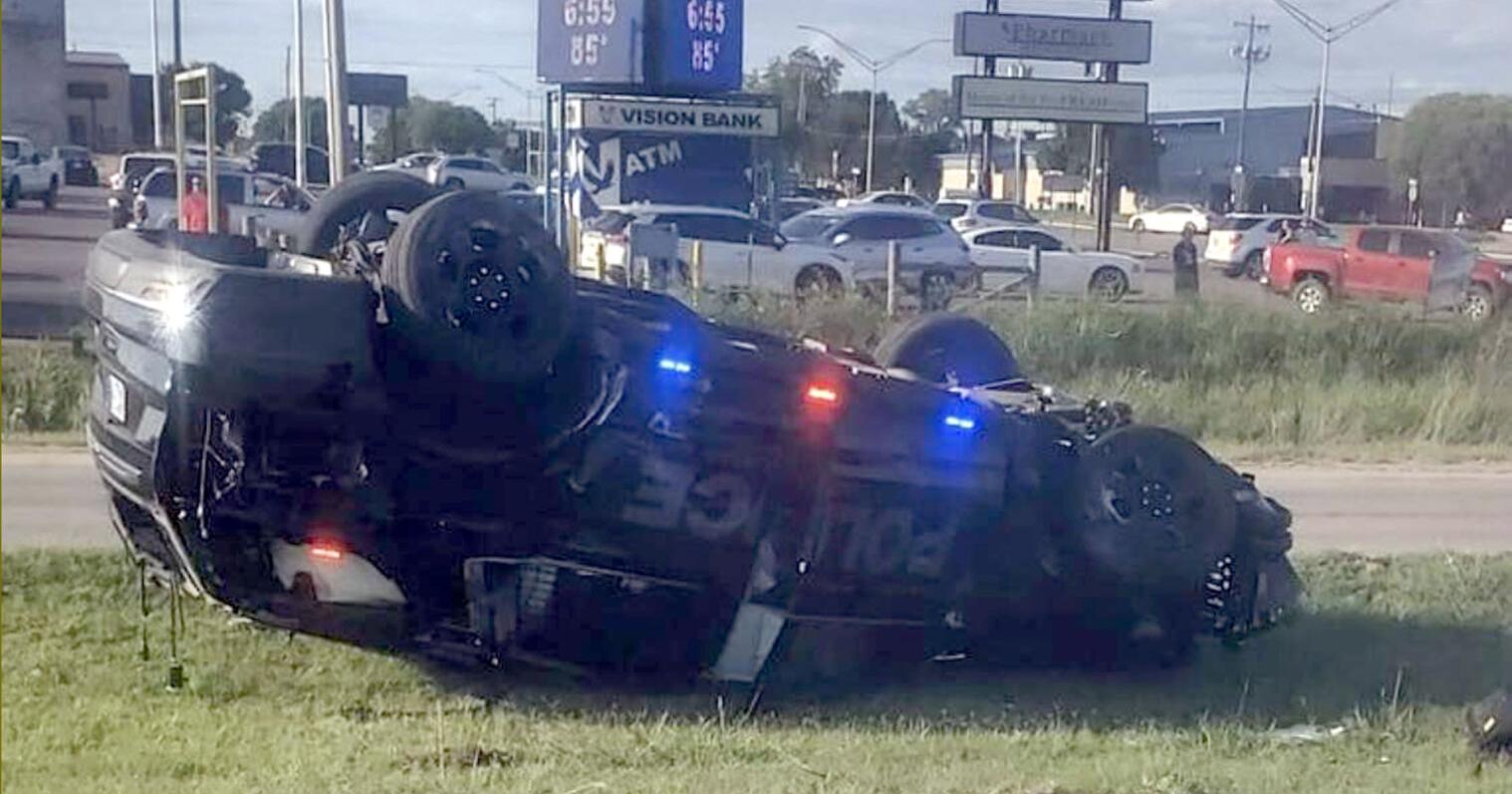 Woman injured in pursuit wreck - Vimarsana News